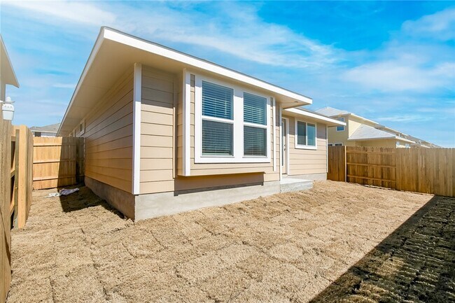 Building Photo - 306 Delta Crst