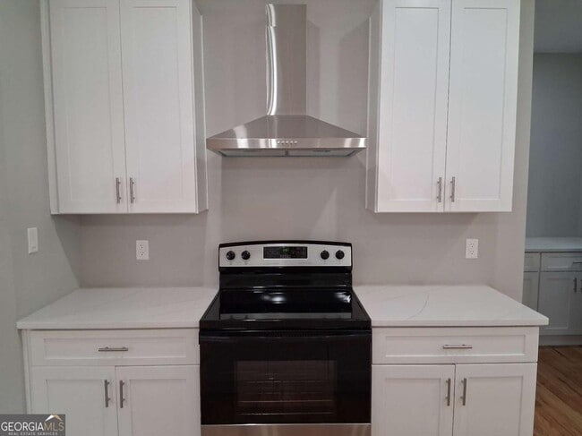 Building Photo - 3175 Tackett Rd