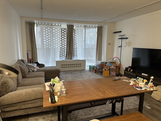 Building Photo - 44 Washington St