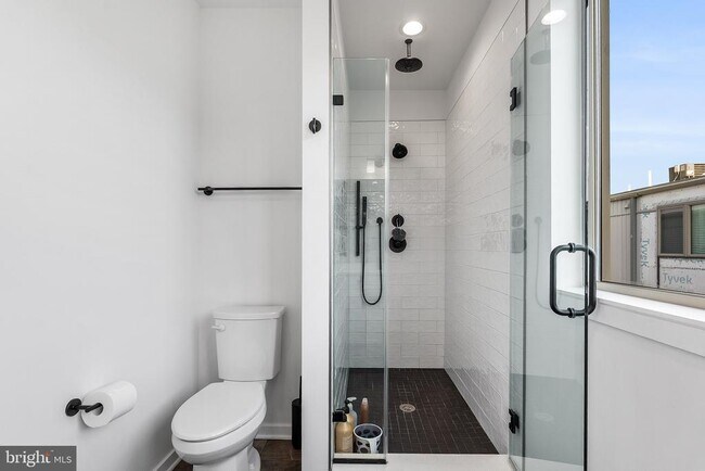 Building Photo - 3107 Birchview Walk