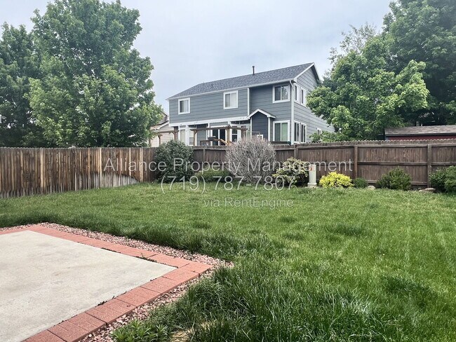 Building Photo - 6944 Lost Springs Dr