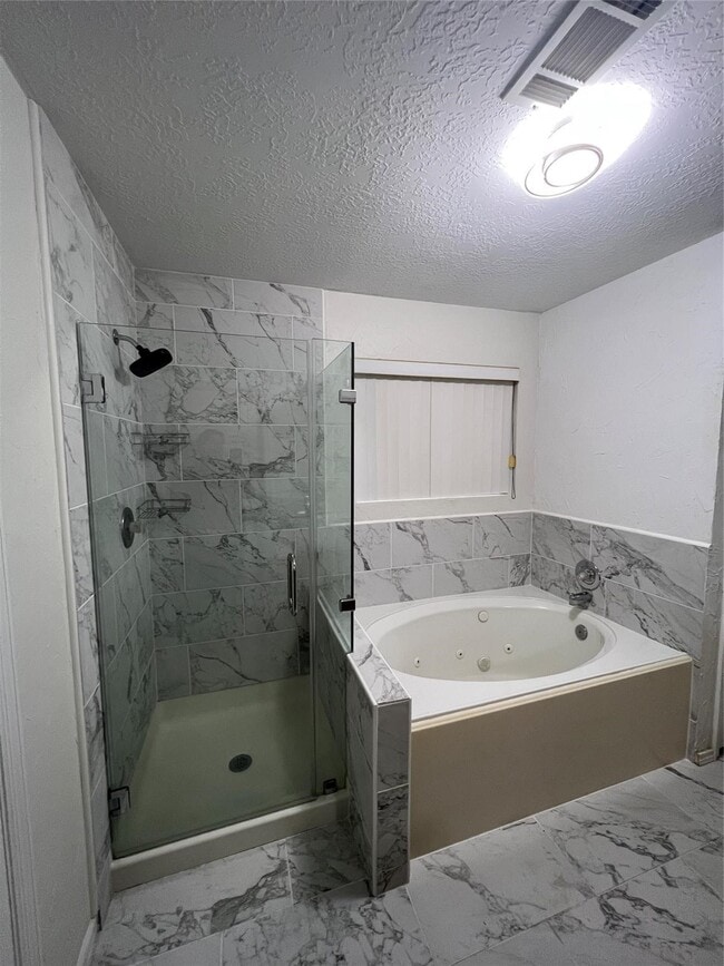 Building Photo - 34 E Trillium Cir