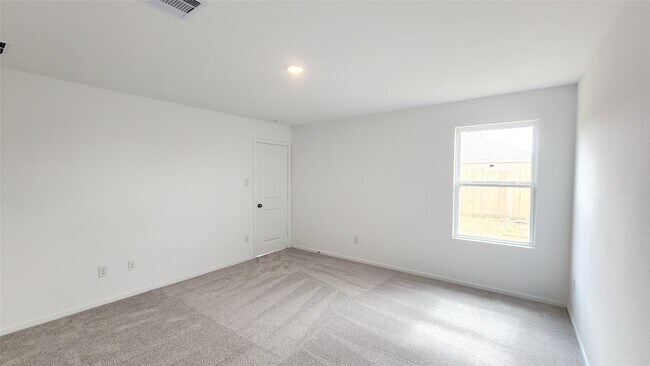 Building Photo - 26819 Feather Reed Dr