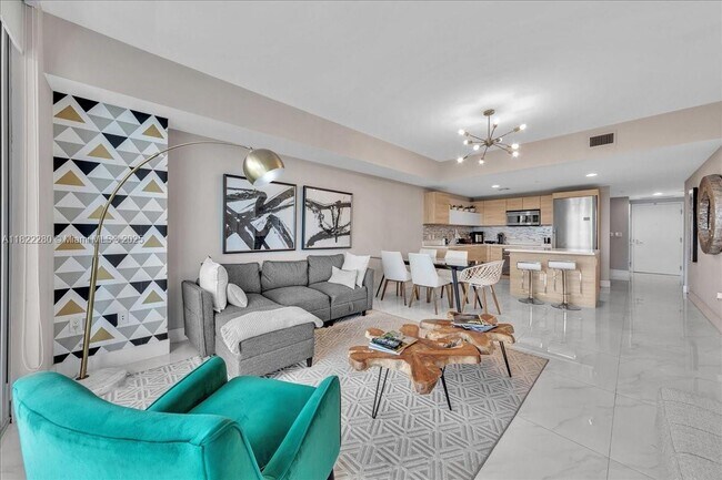 Building Photo - 16385 Biscayne Blvd