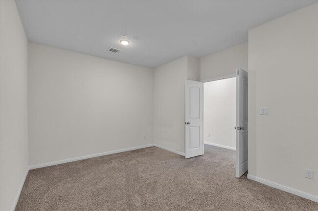 Building Photo - 2513 Cappelle Way