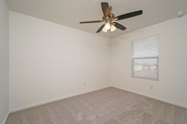 Building Photo - 1616 Hummock Steep