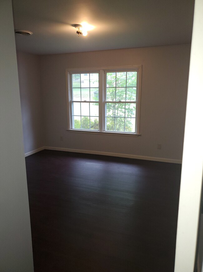 Building Photo - Ireland