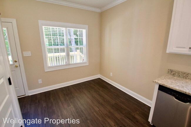Building Photo - 2 br, 2 bath House - 532 B Amerson Court