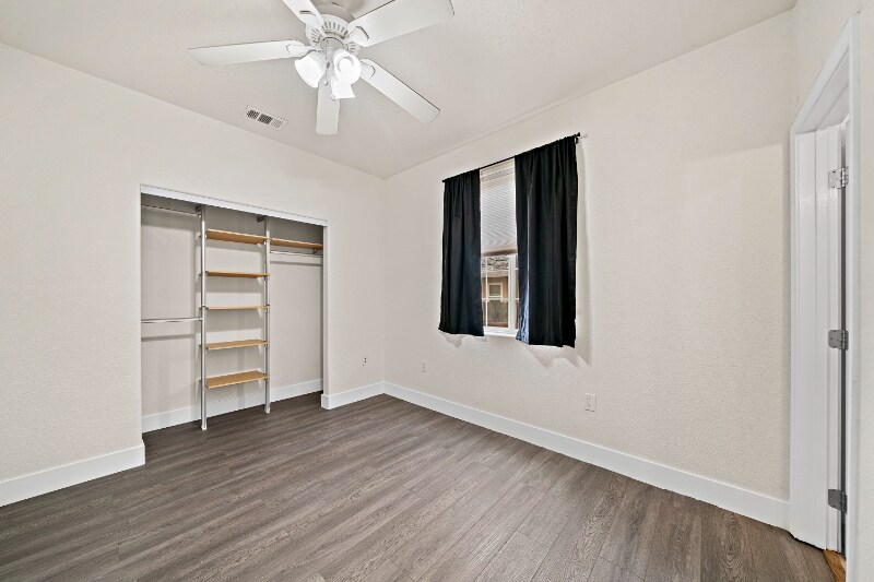 Building Photo - 8661 Elm Ave