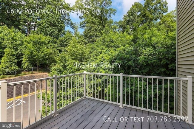 Building Photo - 4600 Potomac Highlands Cir