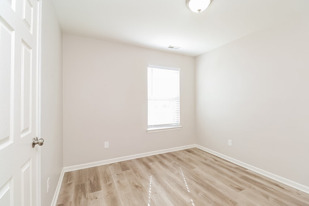 Building Photo - 1121 Vistalite Ln