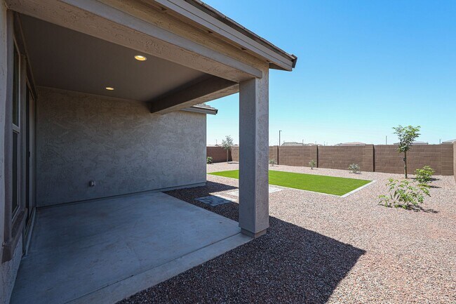 Building Photo - New 4 Bedroom + Den Home in Asante Community