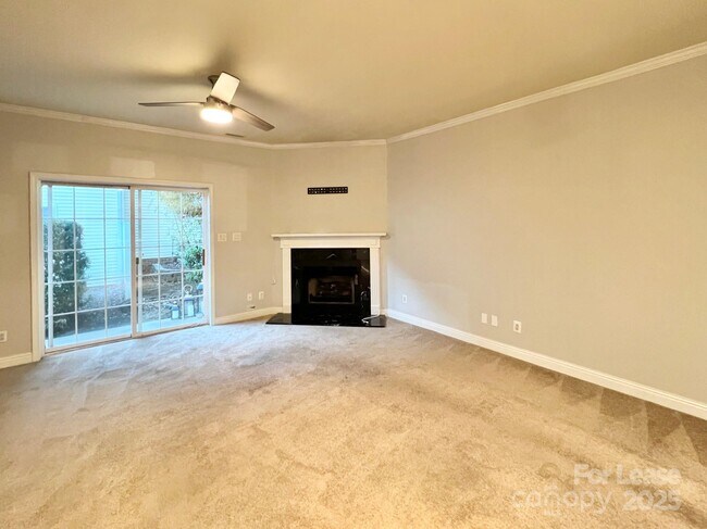 Building Photo - 7014 Elm Hill Ct