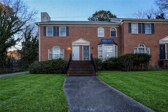 Building Photo - 5299 Weyden Ct