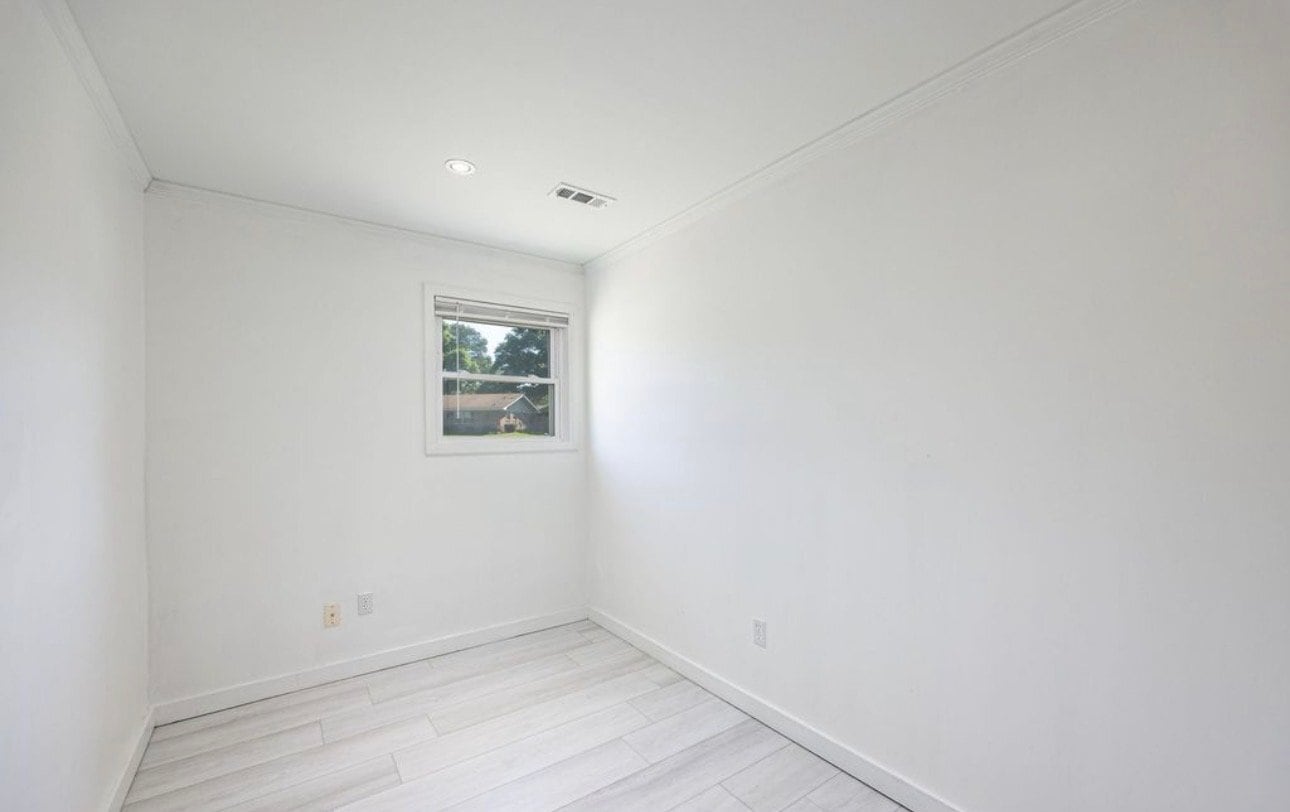 Building Photo - 209 Briarhill Rd