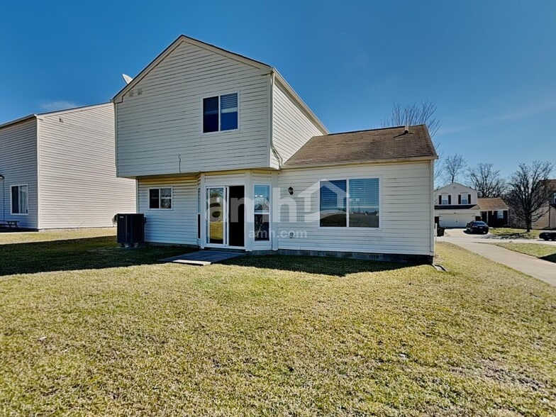 Building Photo - 3132 Summit Run Dr