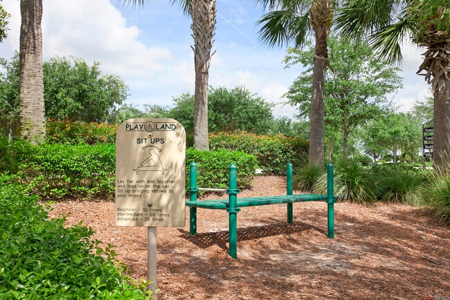 Building Photo - 12091 SW Bennington Cir