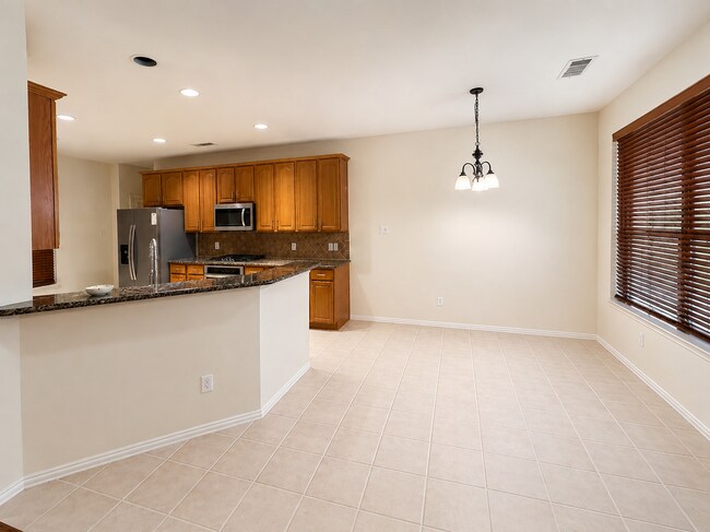 Building Photo - 5000 Crossvine Ln