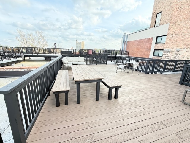 Building Photo - 2012 W Saint Paul Ave