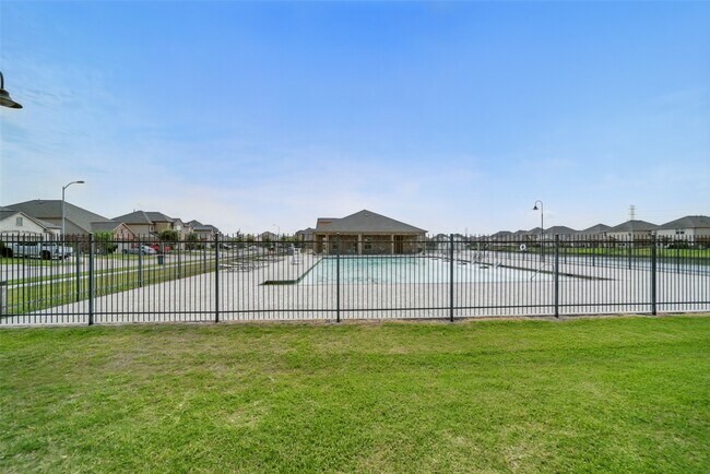 Building Photo - 24851 Goldoni Dr