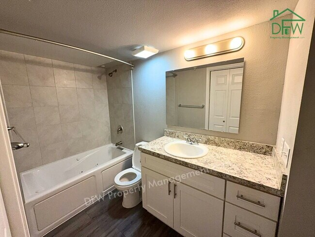 Building Photo - For Lease: 1BR Condo in Northeast Dallas - Minutes to NorthPark