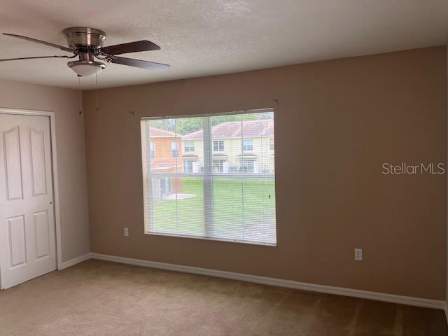 Building Photo - 6922 Hawthorne Trace Ln