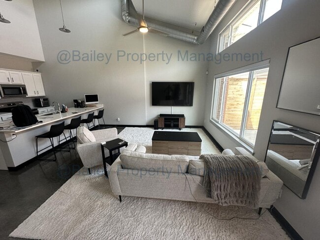 Building Photo - 3814 Jett Ln