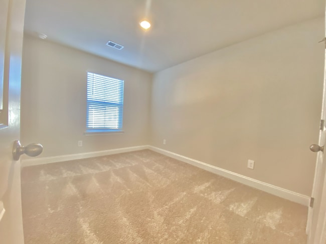 Building Photo - 4550 Skywood Ln