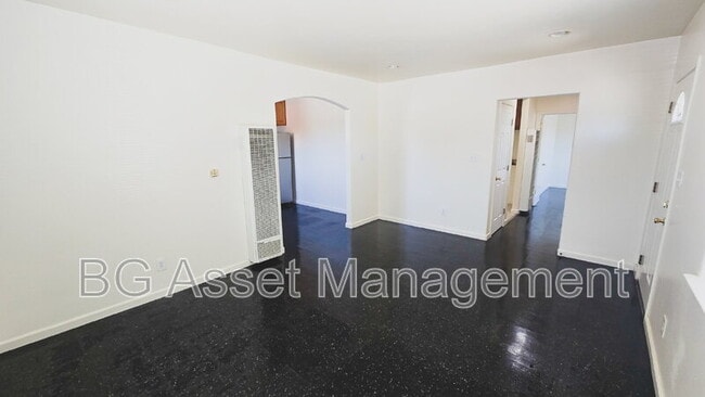 Building Photo - 1770 Garvin Ave