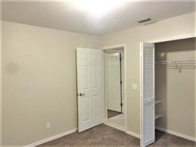 Building Photo - 3334 Lakeview Cir