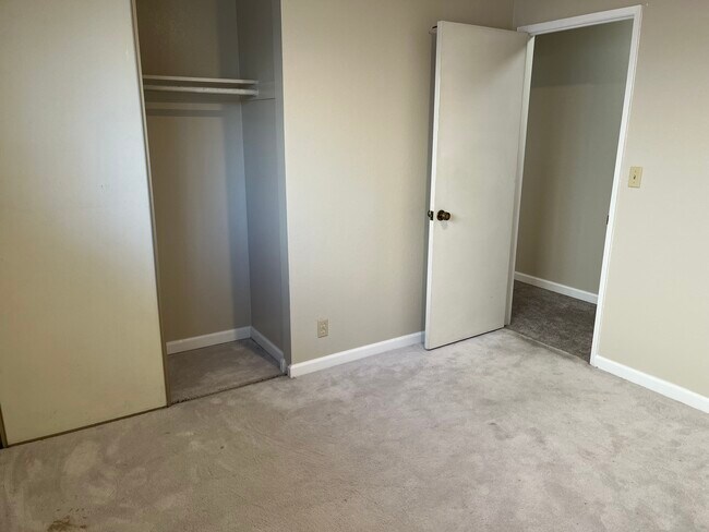 Building Photo - 3164 Brandywine Dr