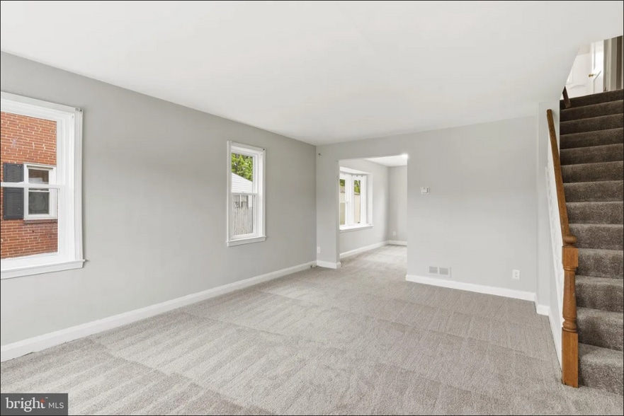 Building Photo - 1107 N Marlyn Ave
