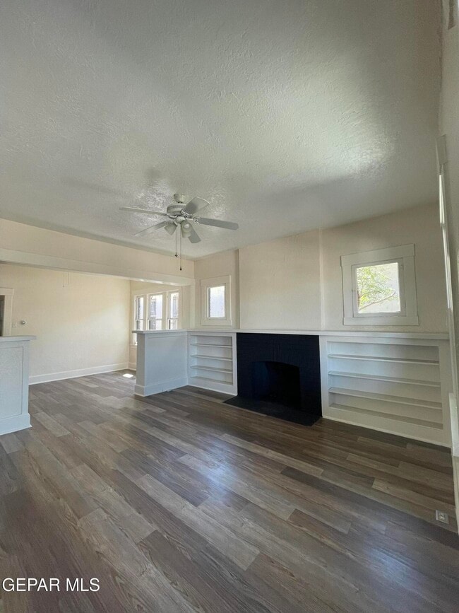 Building Photo - 1518 Lawton Dr