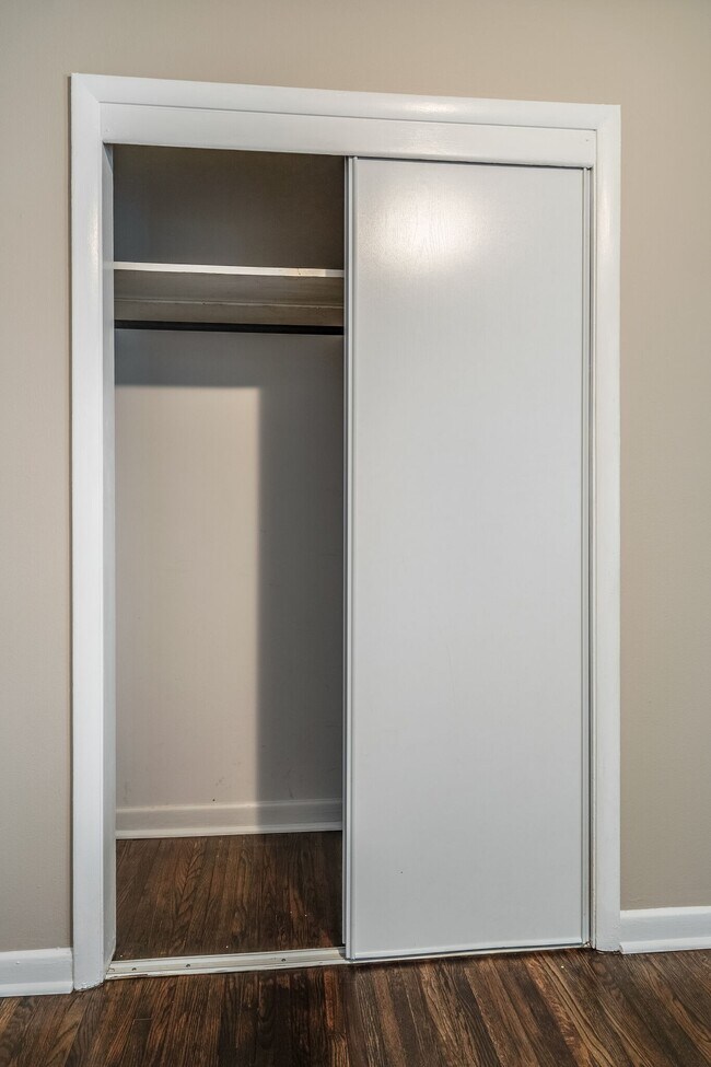 Building Photo - 3817 Burrus St