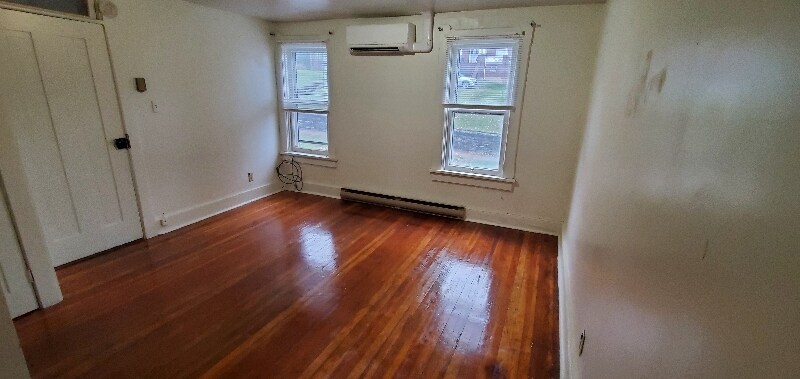 Building Photo - 243-247 N Allegheny St