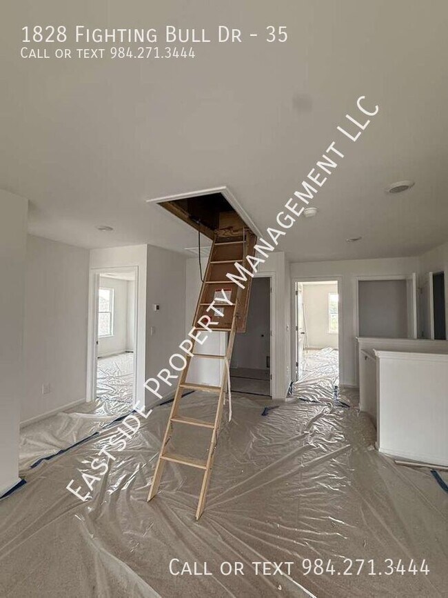 Building Photo - 1828 Fighting Bull Dr