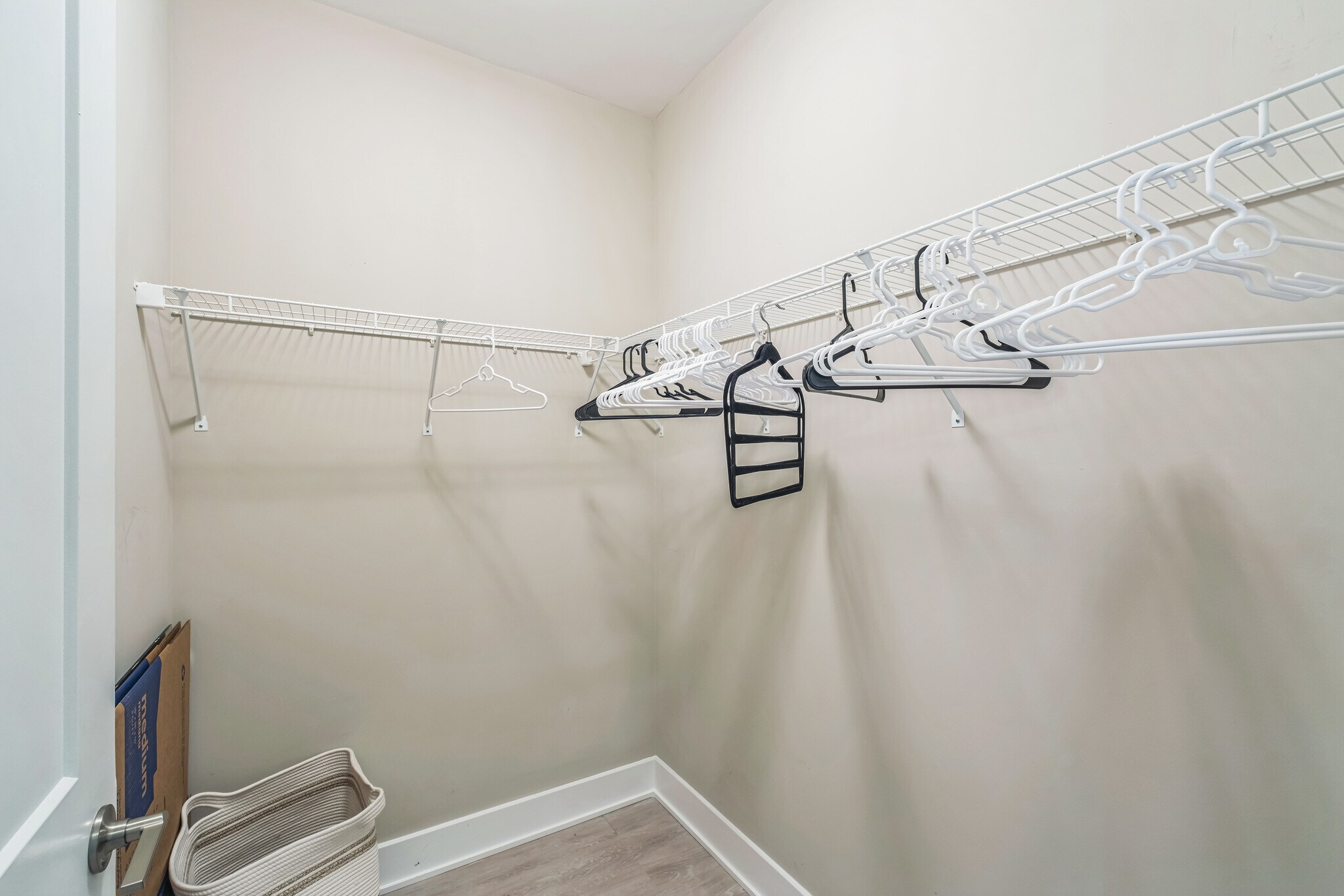 Building Photo - 145 Riverhaven Dr