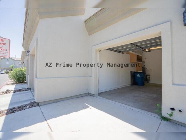Building Photo - 4533 N 22nd St