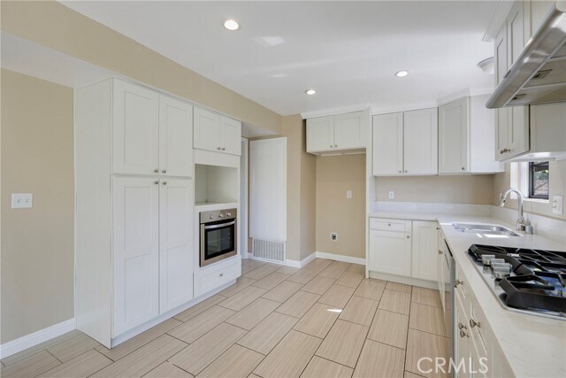 Building Photo - 6485 Clovis Pl