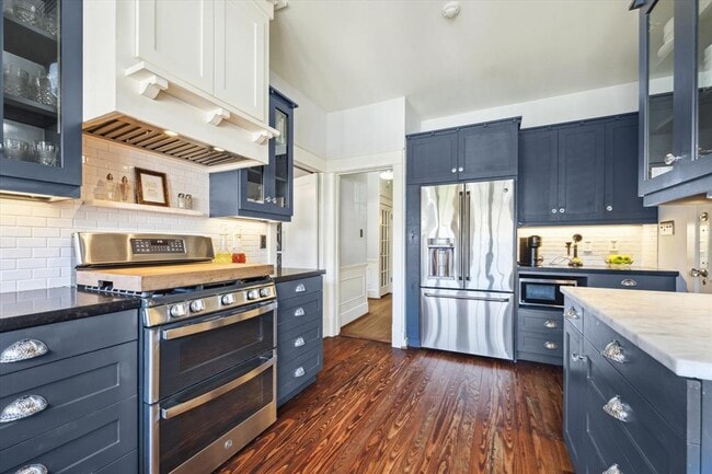Building Photo - 3702 Audubon Pl
