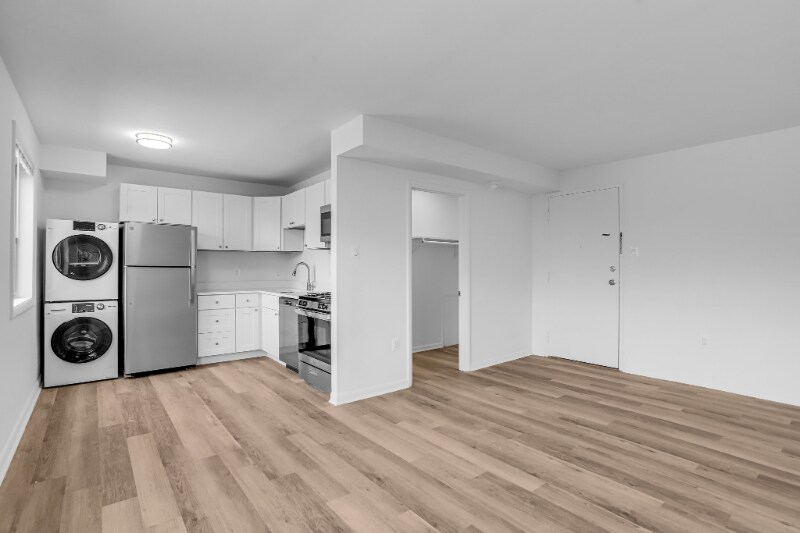 Building Photo - 4465 MacArthur Blvd NW