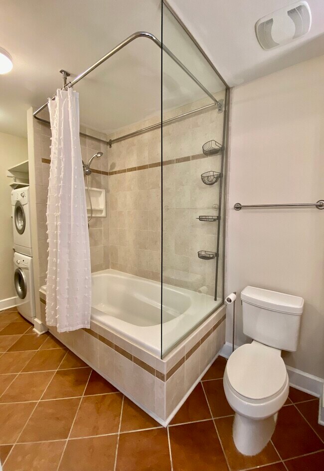 Building Photo - 2608 Erwin Rd