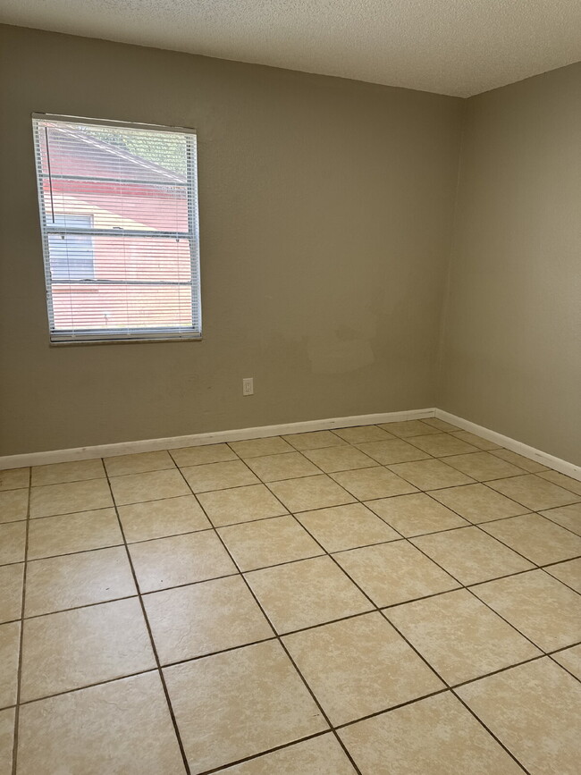 Primary Photo - 2 bedroom 1 bath available immediately