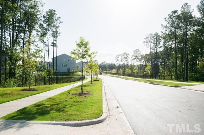 Building Photo - 1224 Brickfield Dr