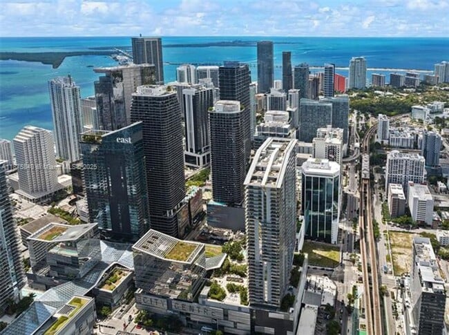 Building Photo - 88 SW 7th St