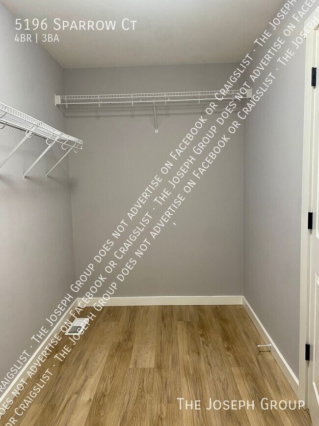 Building Photo - 5196 Sparrow Ct