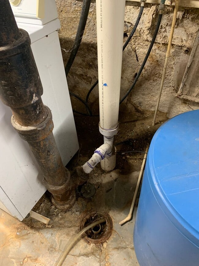 Building Photo - 418 S Orchard St