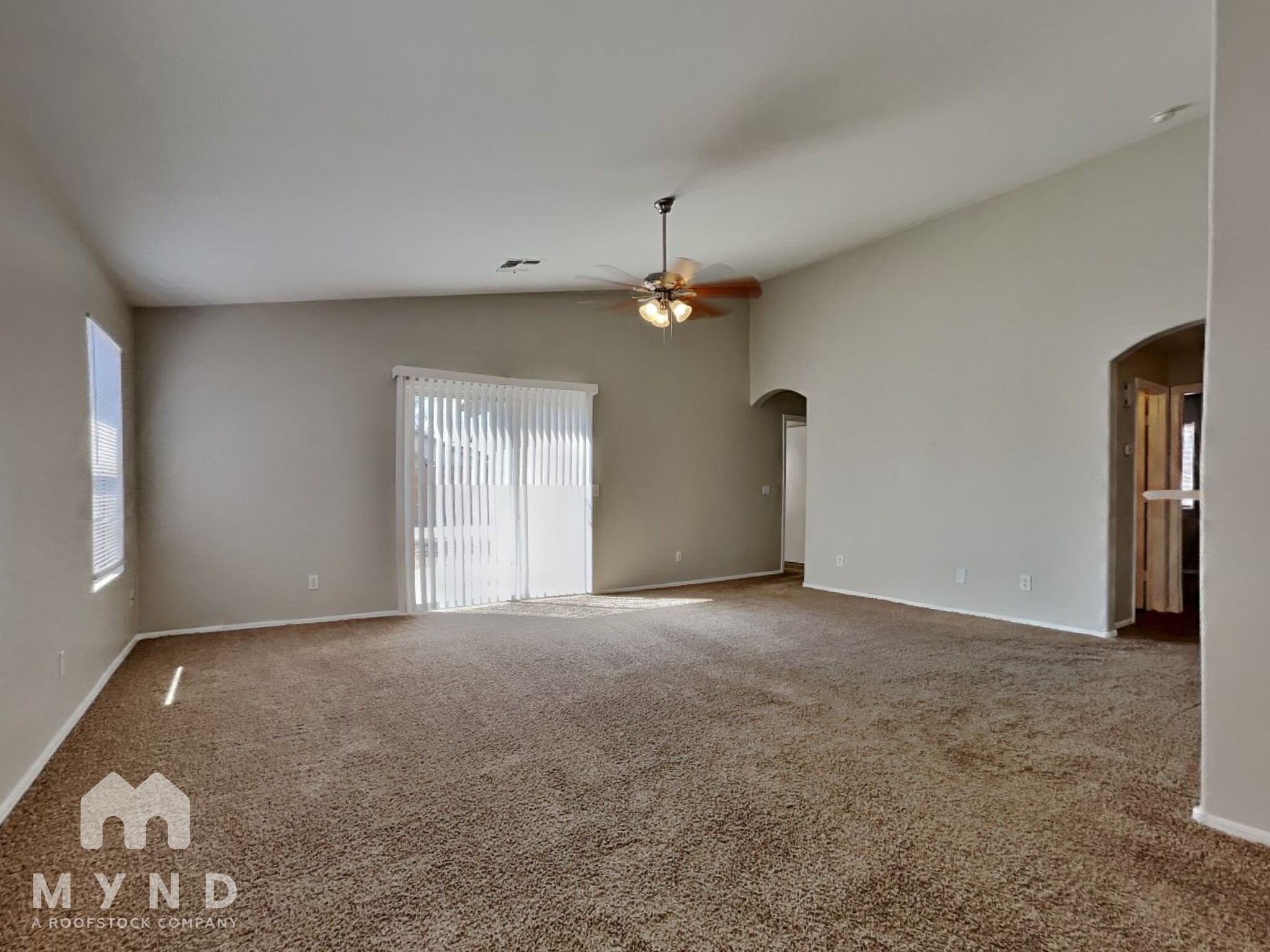Building Photo - 8617 W Echo Ln