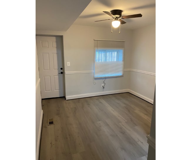 Building Photo - 1025 N Carey St