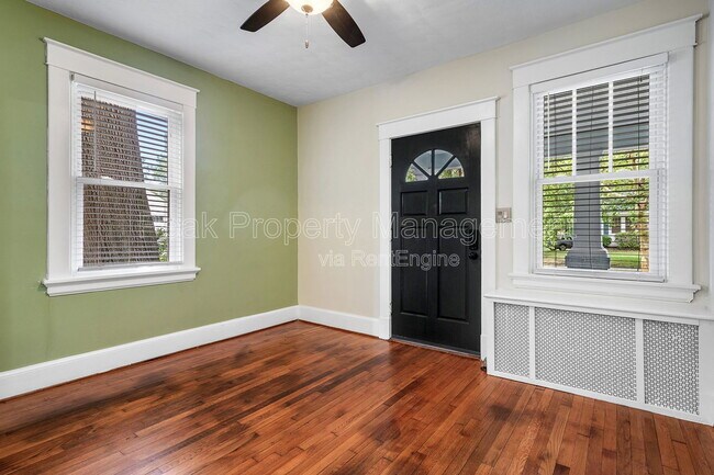 Building Photo - 4007 Chevy Chase St